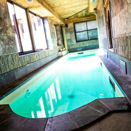Hotel Et Spa Le Lion D'Or Pont-Évêque Εξωτερικό φωτογραφία