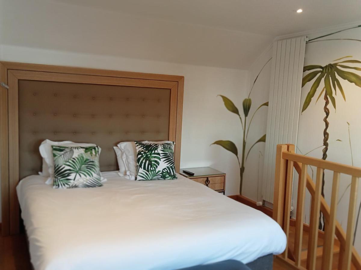 Hotel Et Spa Le Lion D'Or Pont-Évêque Εξωτερικό φωτογραφία