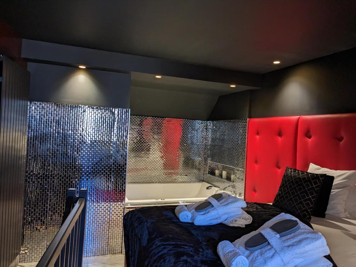 Hotel Et Spa Le Lion D'Or Pont-Évêque Εξωτερικό φωτογραφία